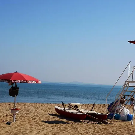 Villaggio Albatros 3*