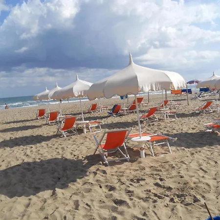 Villaggio Albatros 3*